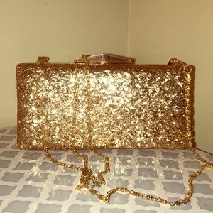 GOLD CLUTCH